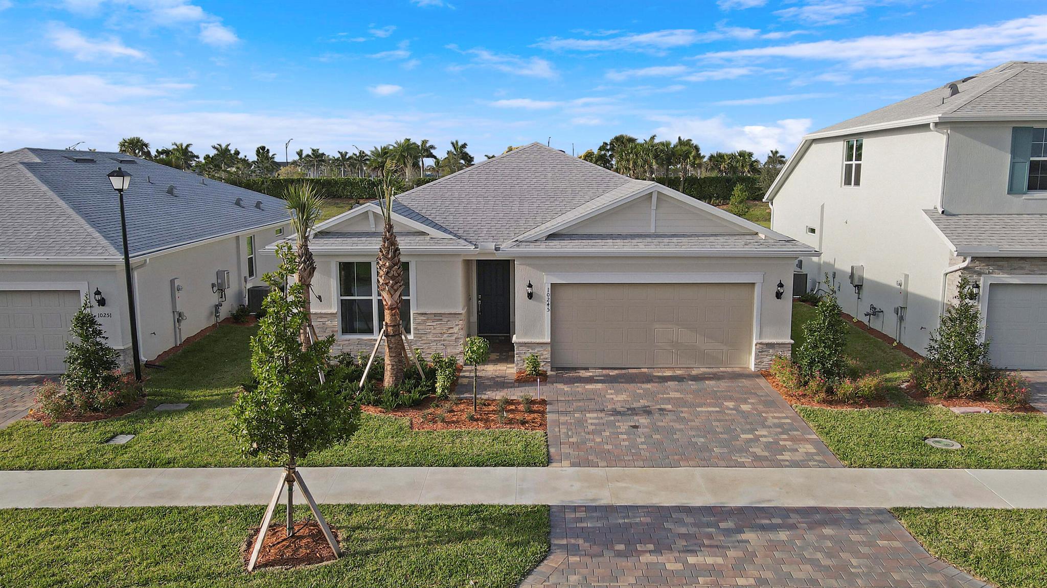 10245 SW Captiva Drive