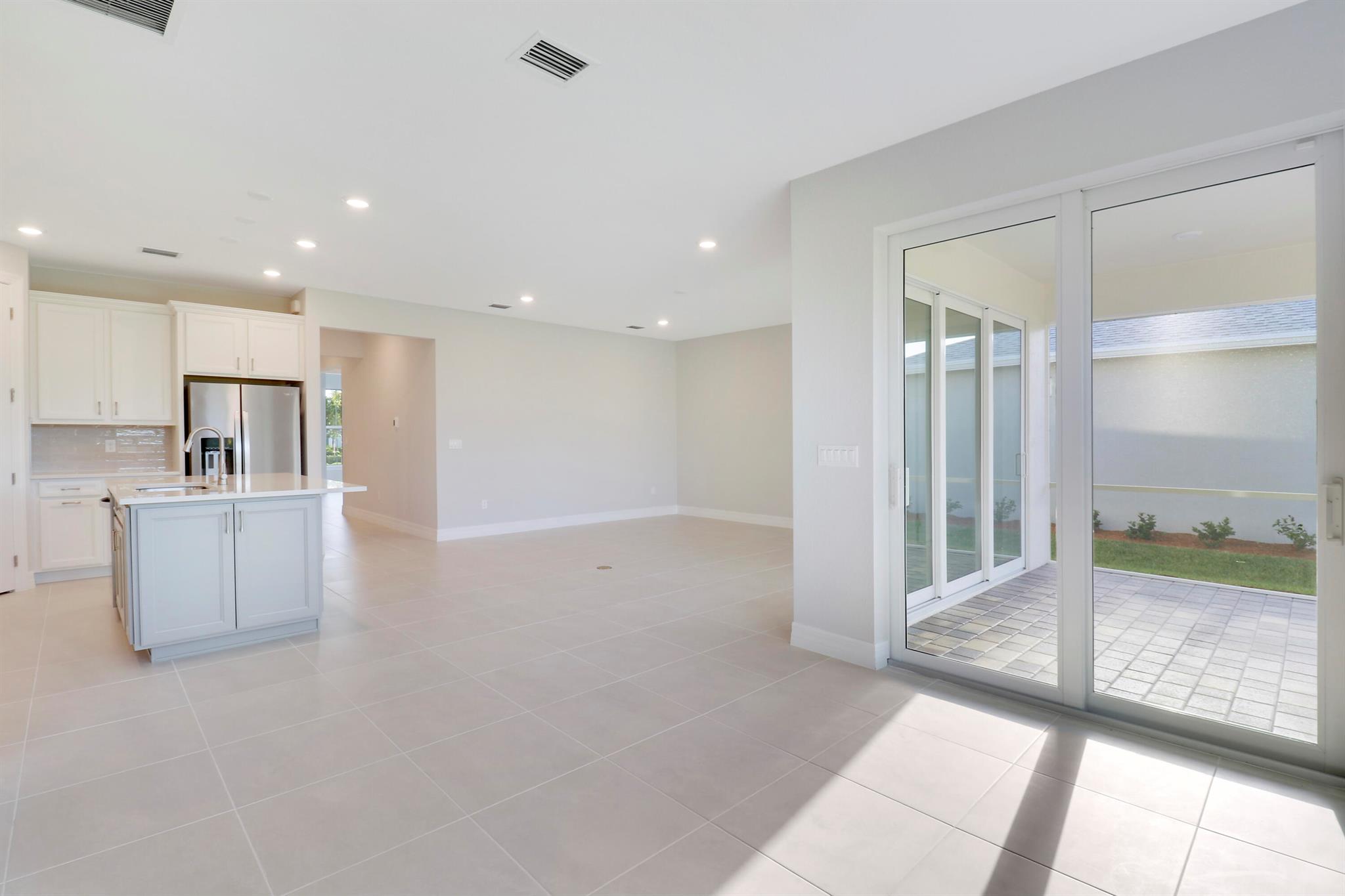 10245 SW Captiva Drive