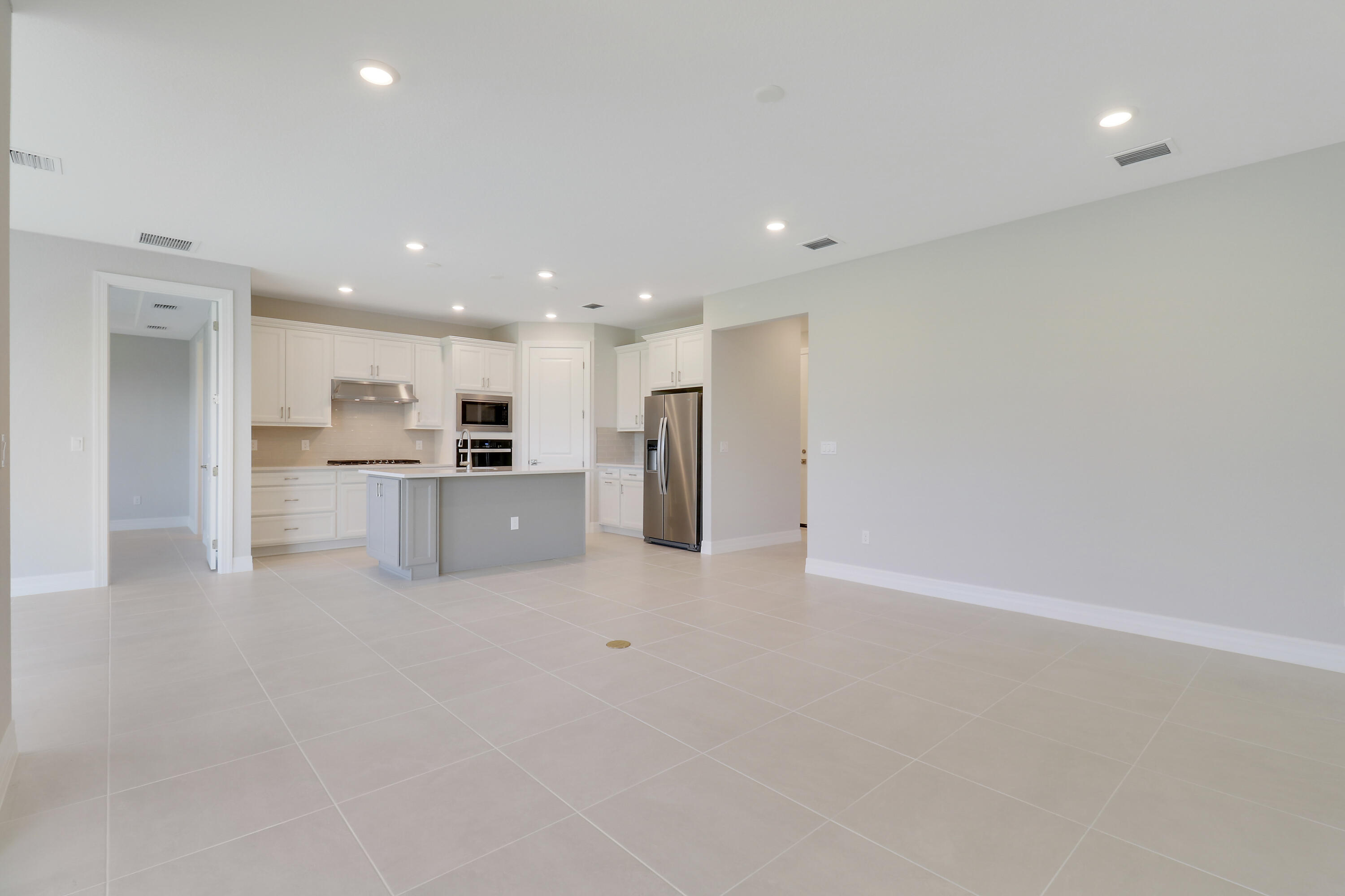 10245 SW Captiva Drive
