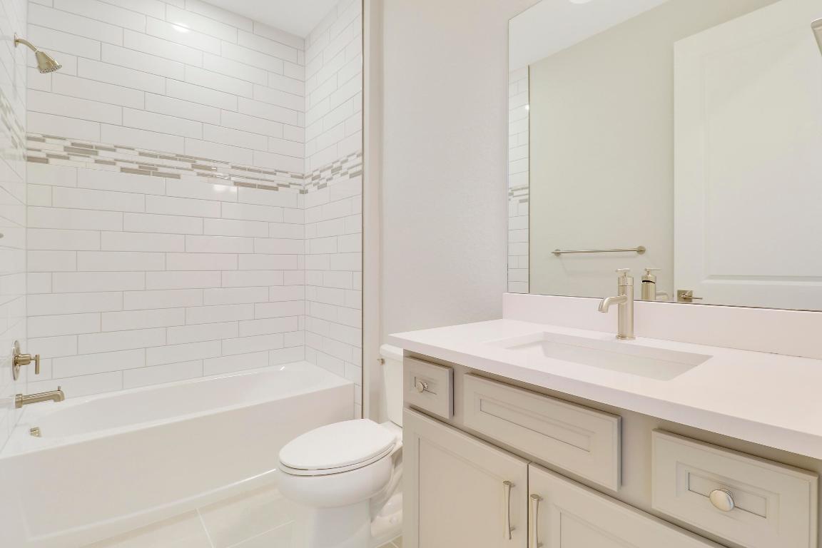 10245 SW Captiva Drive