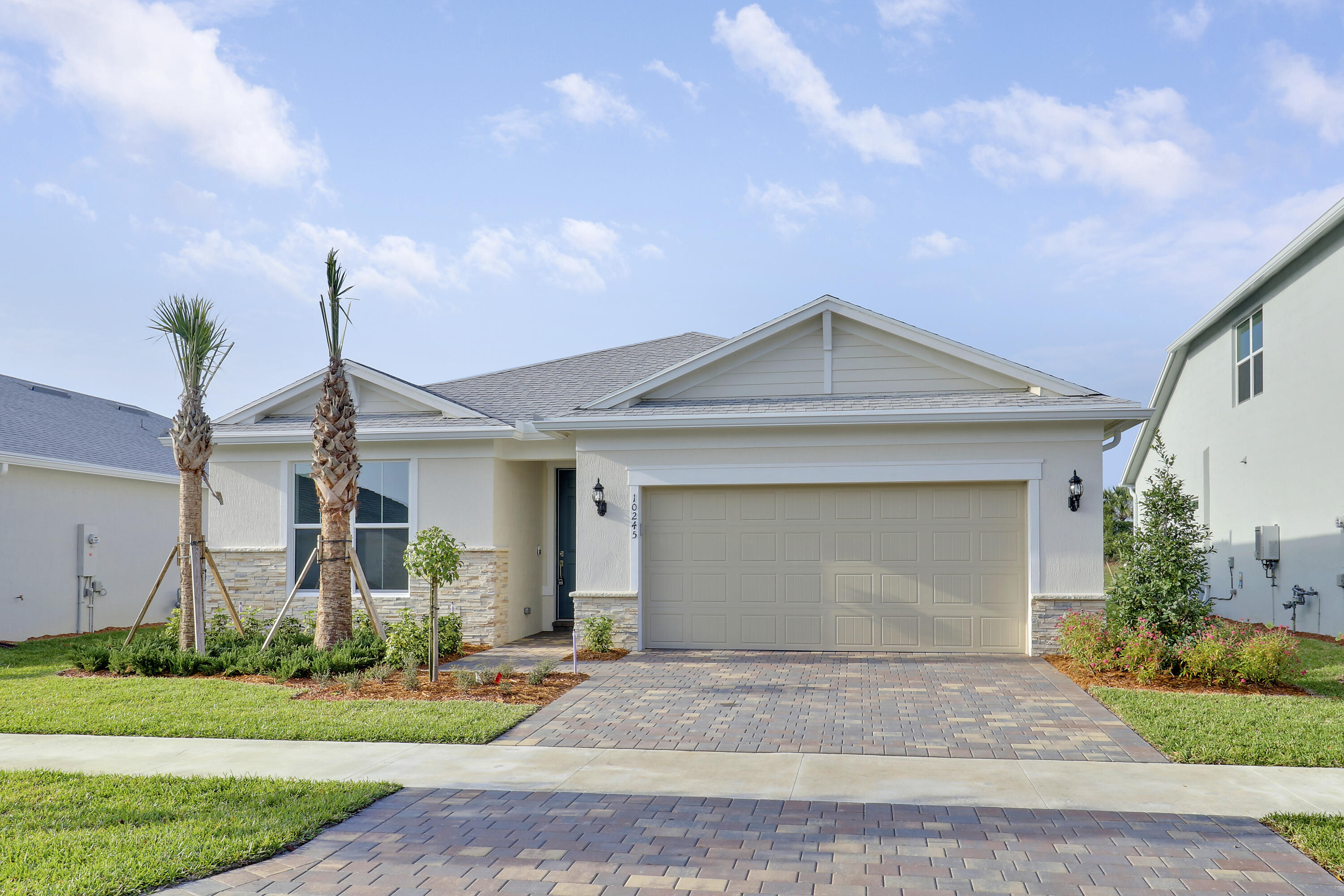 10245 SW Captiva Drive