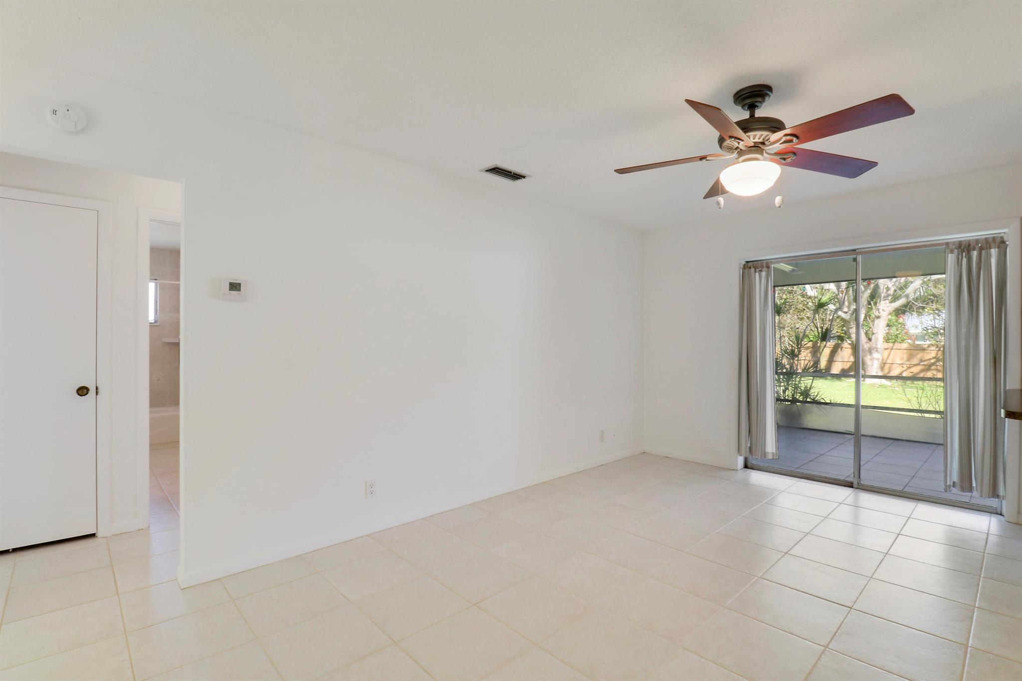 19910 N Riverside Drive