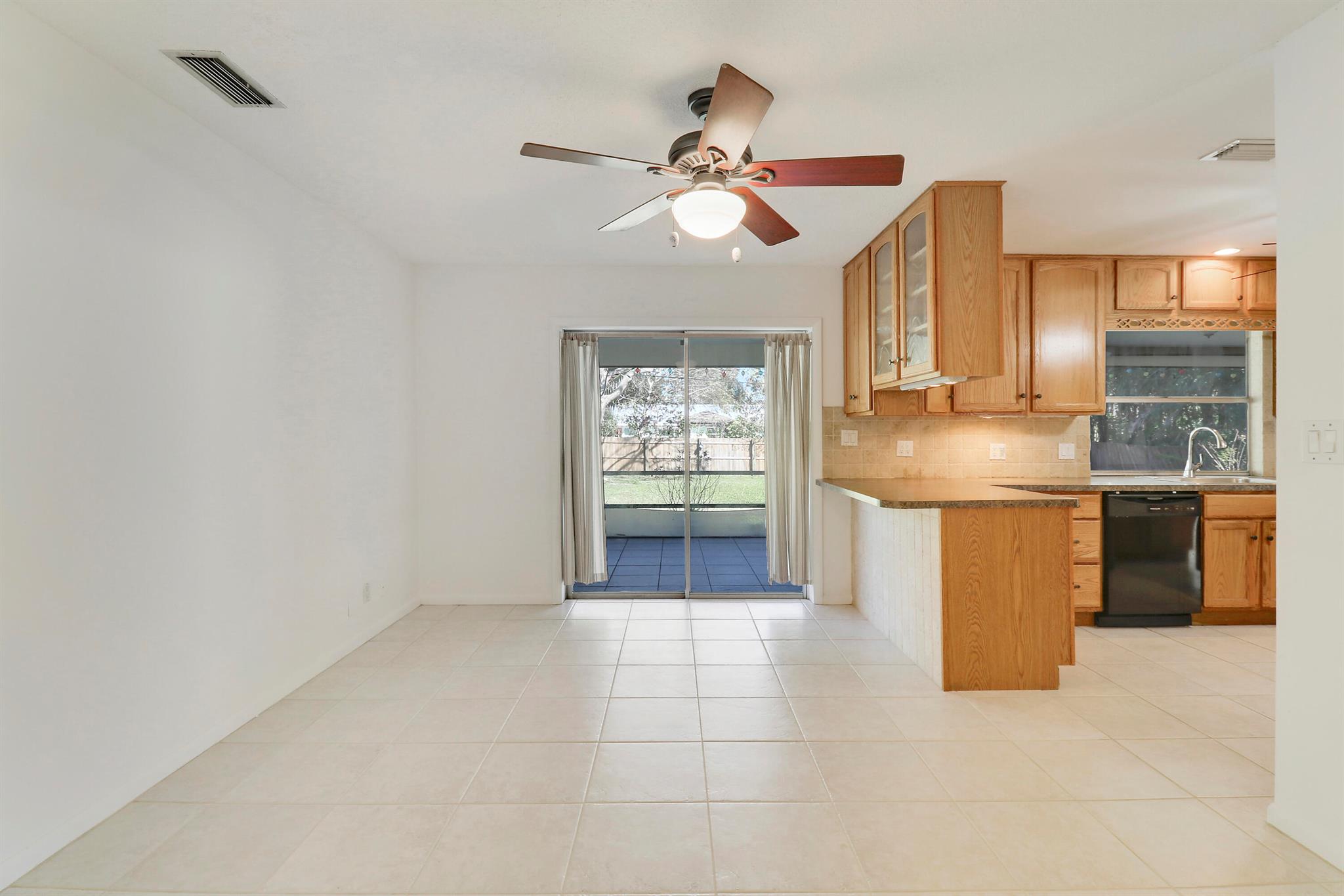 19910 N Riverside Drive