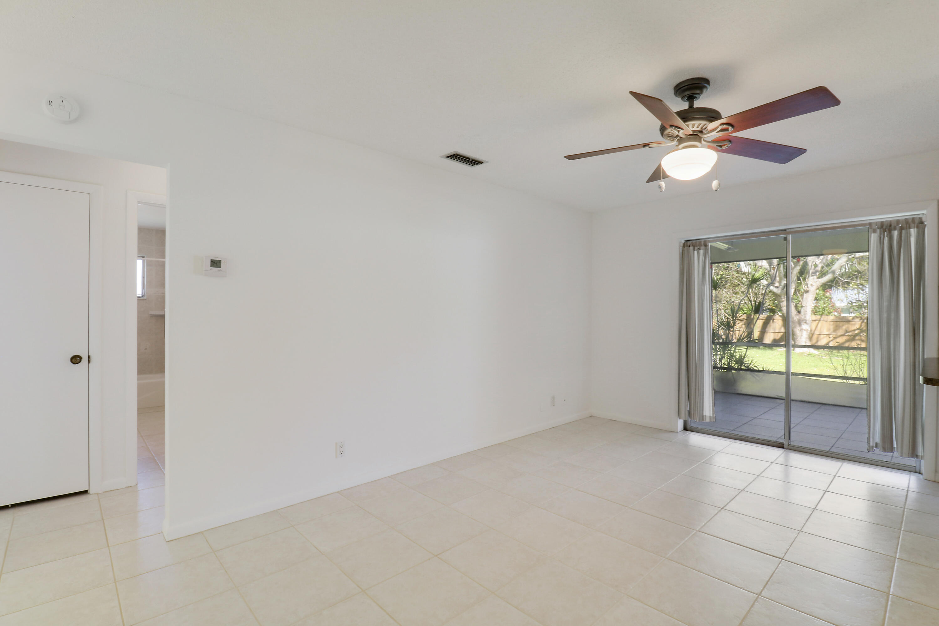 19910 N Riverside Drive