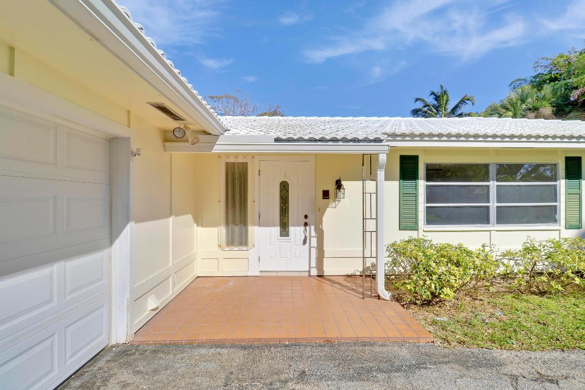 19910 N Riverside Drive