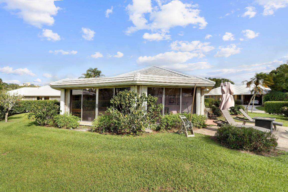 343 Yorktowne Circle