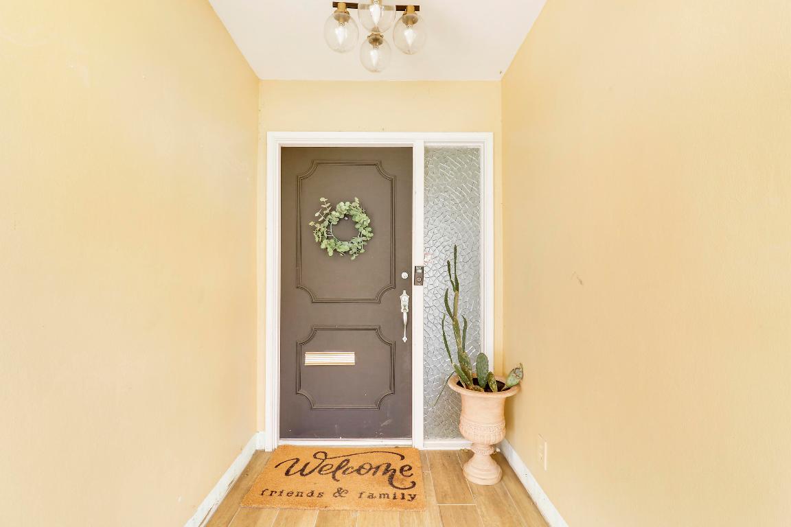 343 Yorktowne Circle