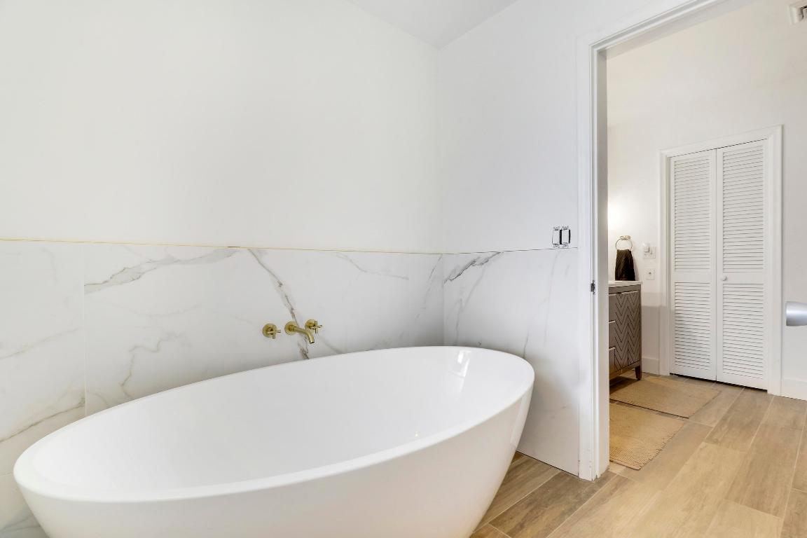 343 Yorktowne Circle