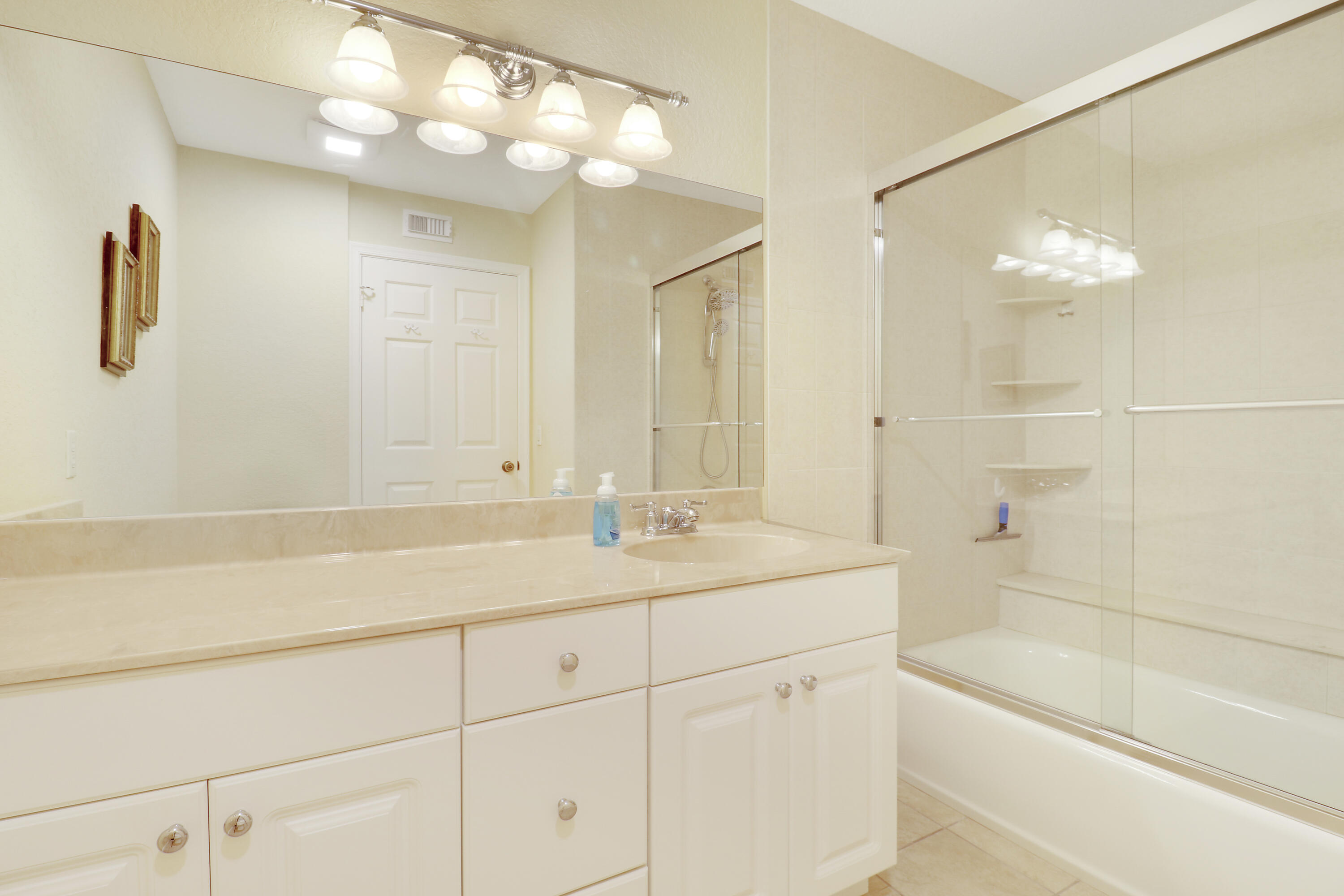 4161 S Us Highway 1 C2