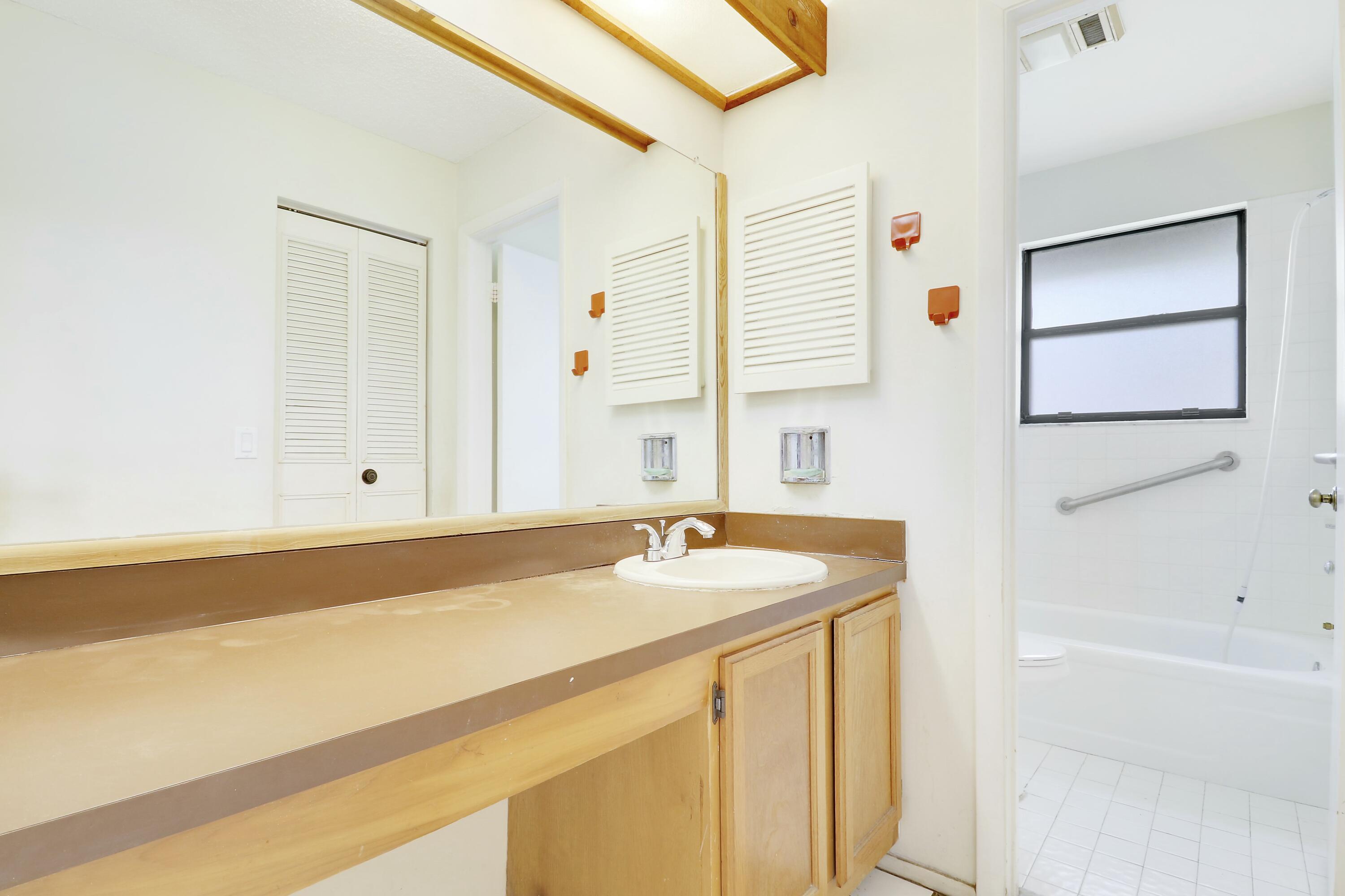 135 Manchineel Court