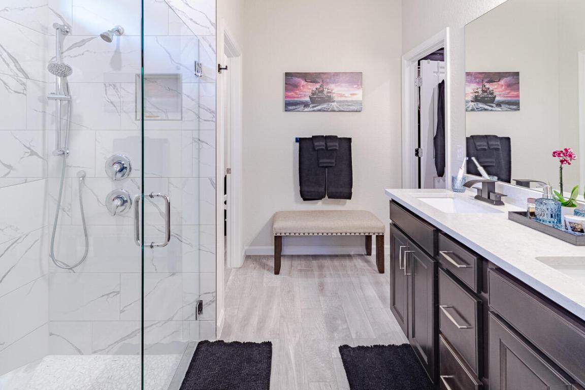 517 SE Crathes Street