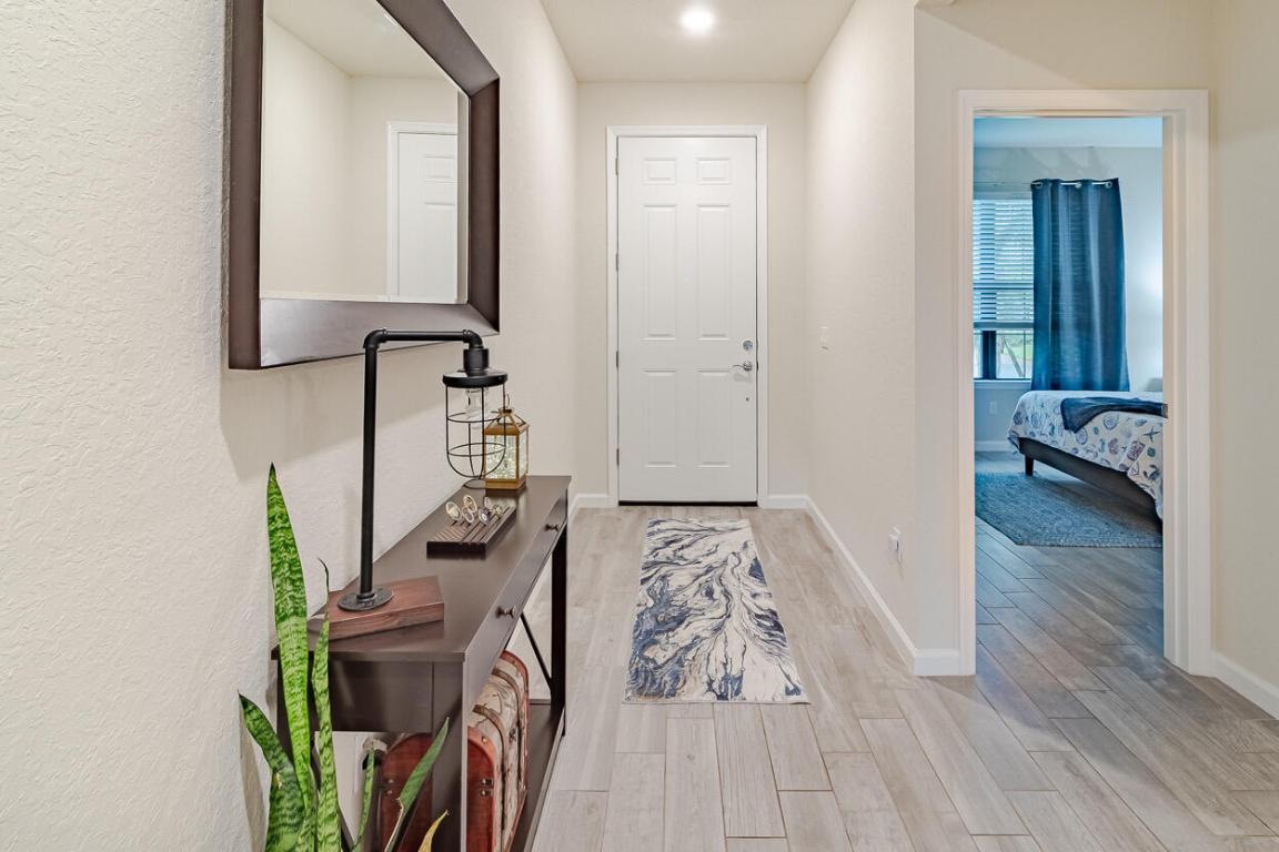 517 SE Crathes Street