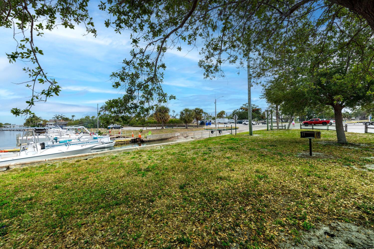 905 Evergreen Drive