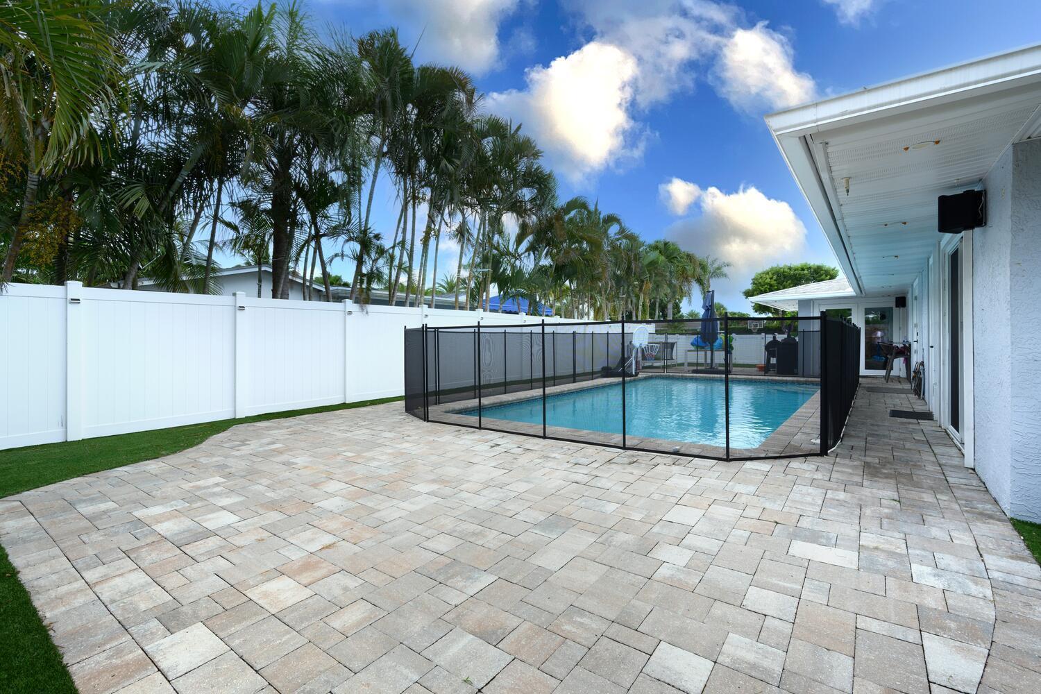 905 Evergreen Drive