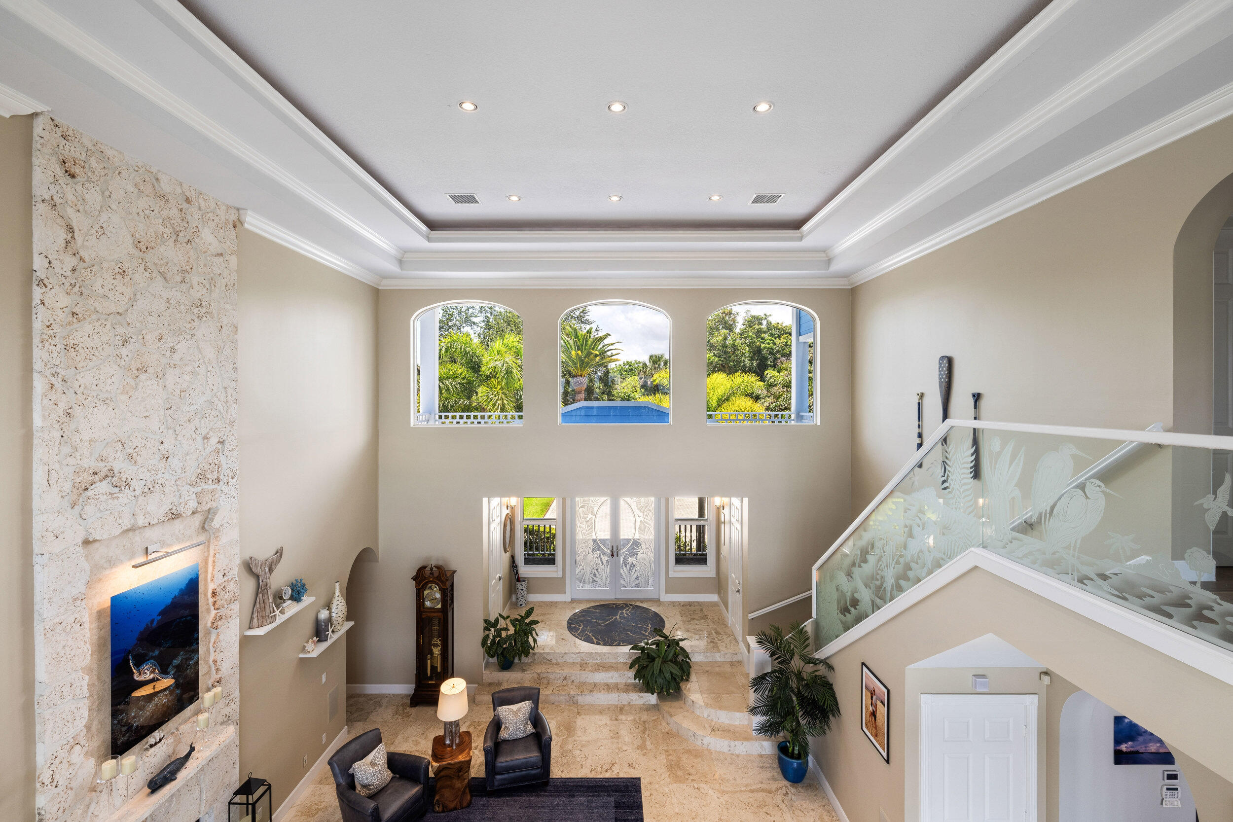 2051 SE Riverside Drive