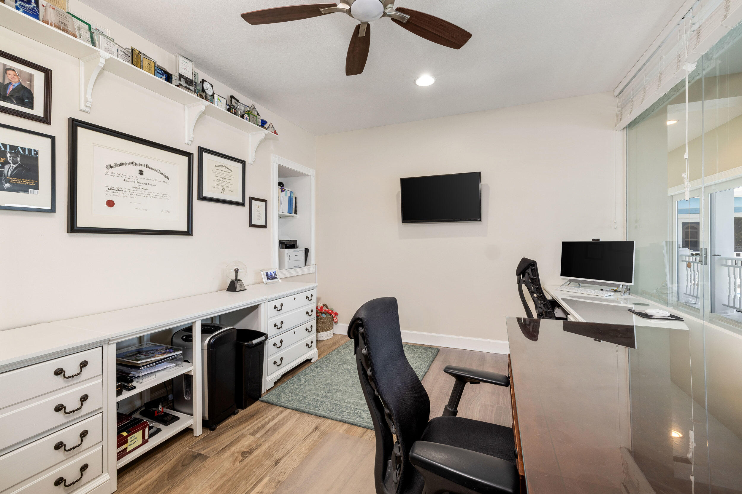 2051 SE Riverside Drive