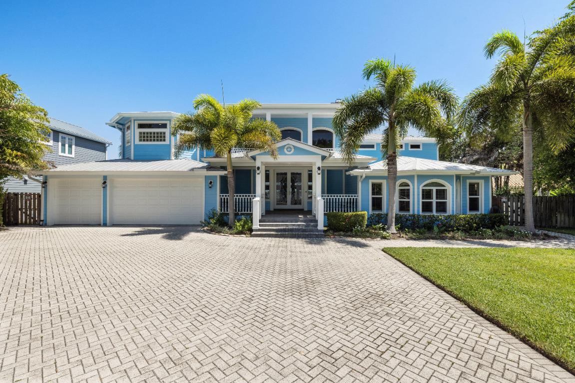 2051 SE Riverside Drive