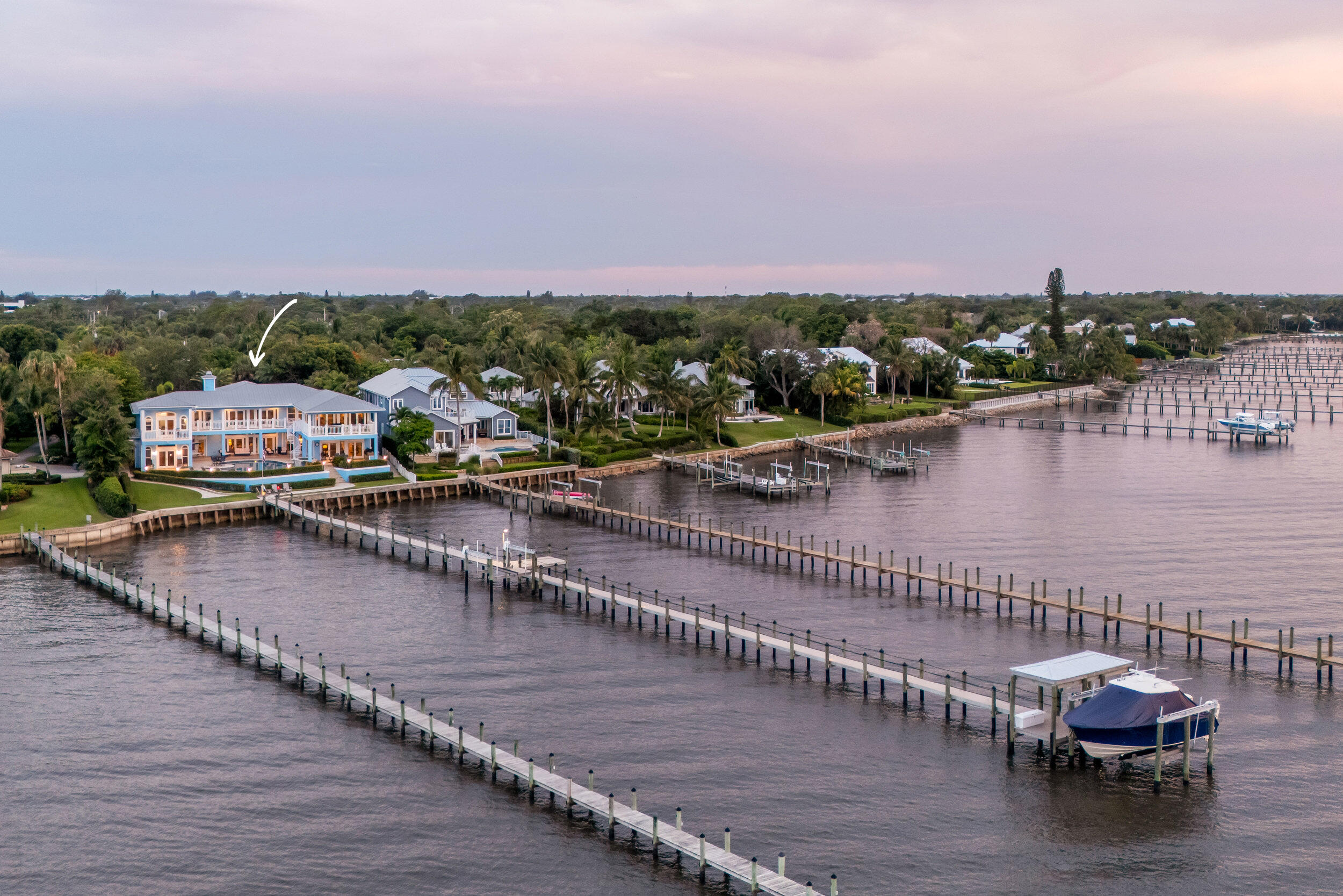 2051 SE Riverside Drive