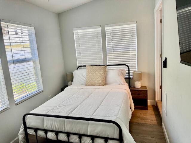 335 Kenilworth Boulevard 1-3