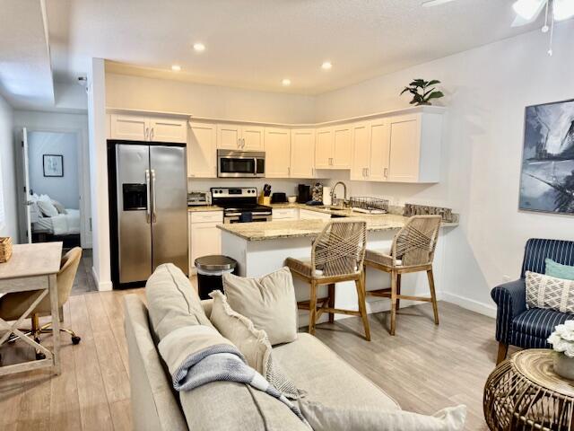 335 Kenilworth Boulevard 1-3