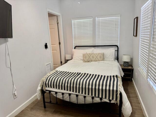 335 Kenilworth Boulevard 1-3