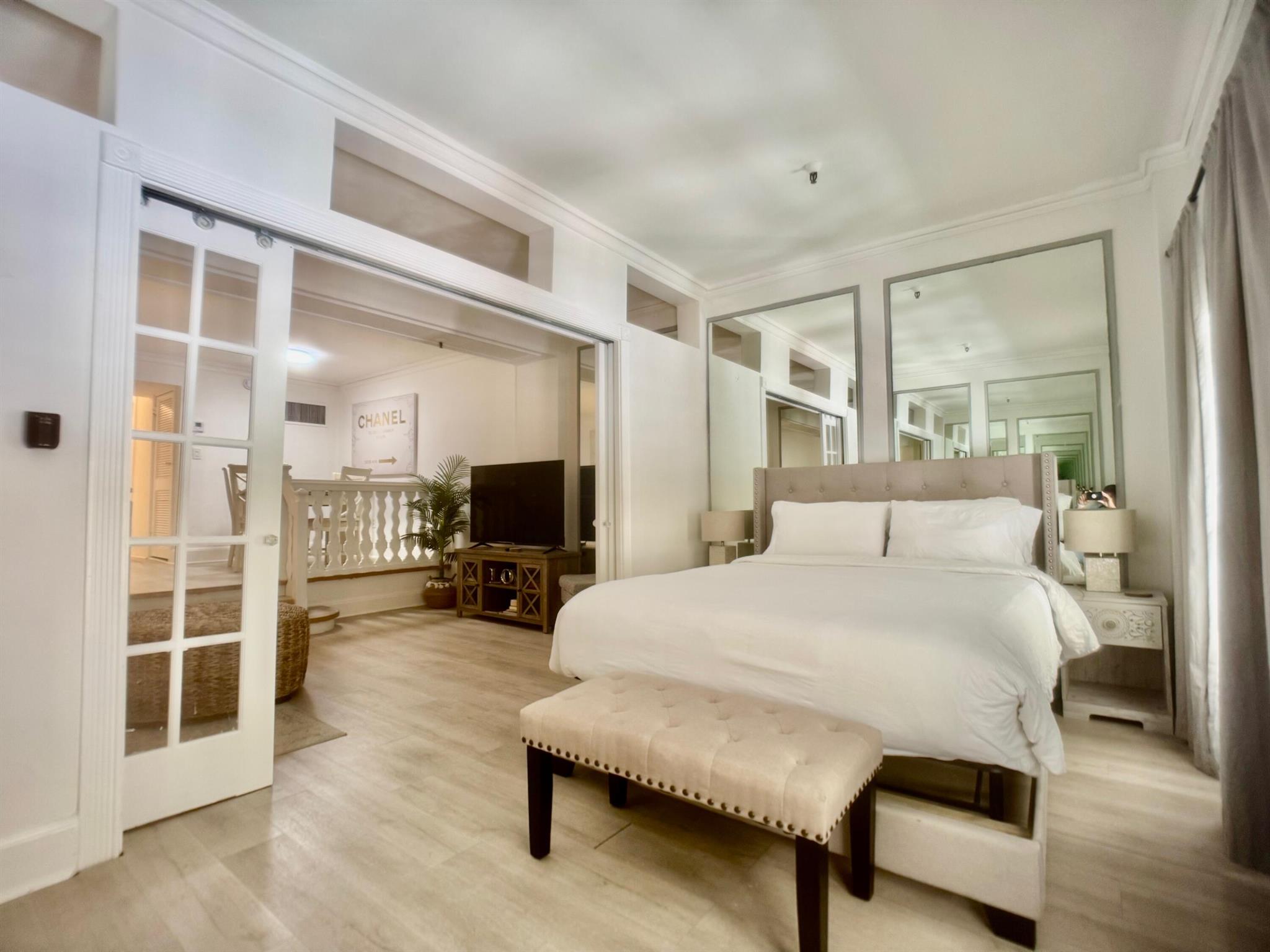 235 Sunrise Avenue Mze 1104