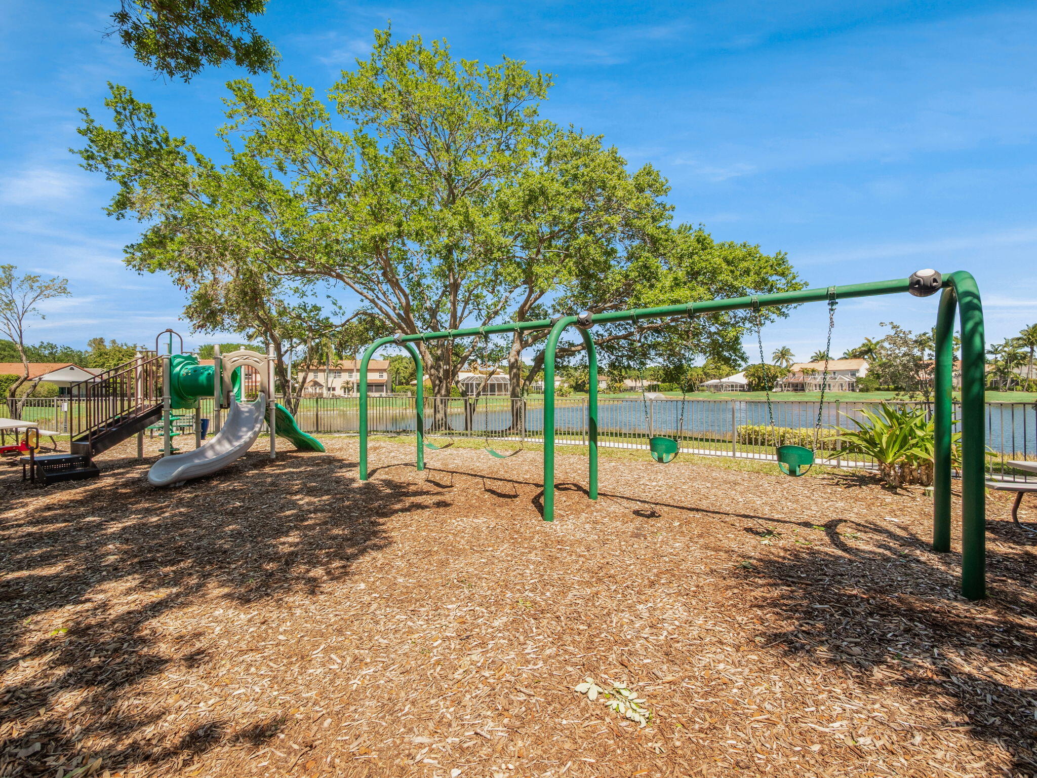 10282 Hunt Club Lane