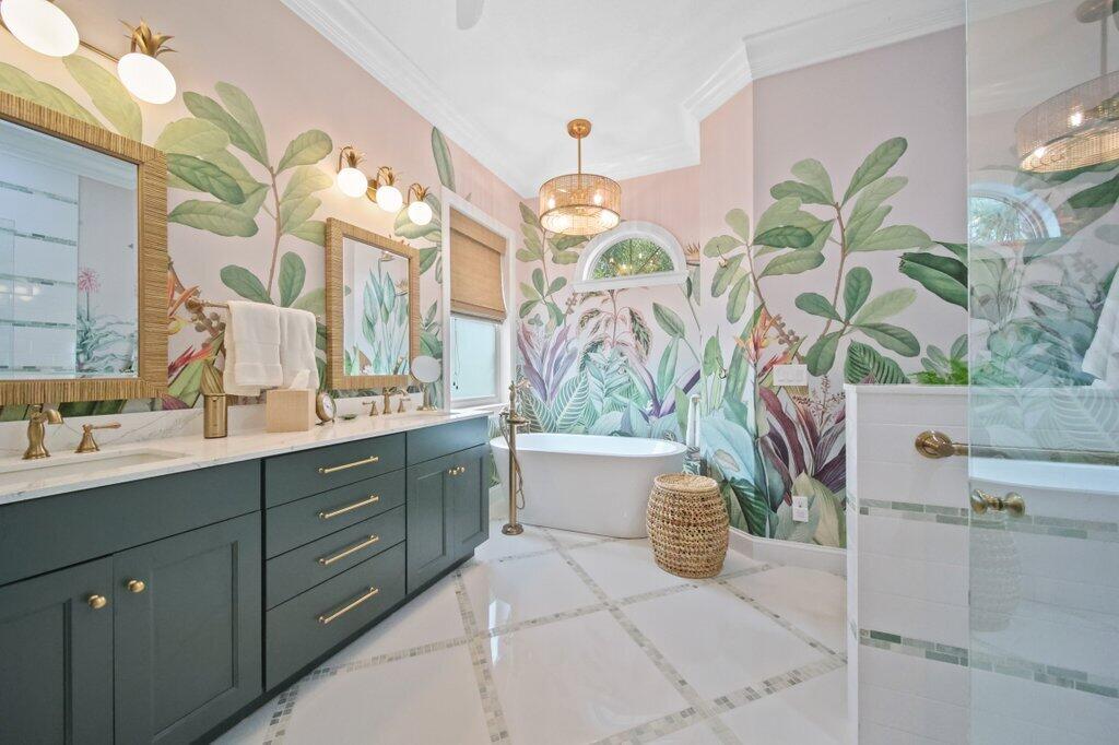 119 SW Lake Rush Court