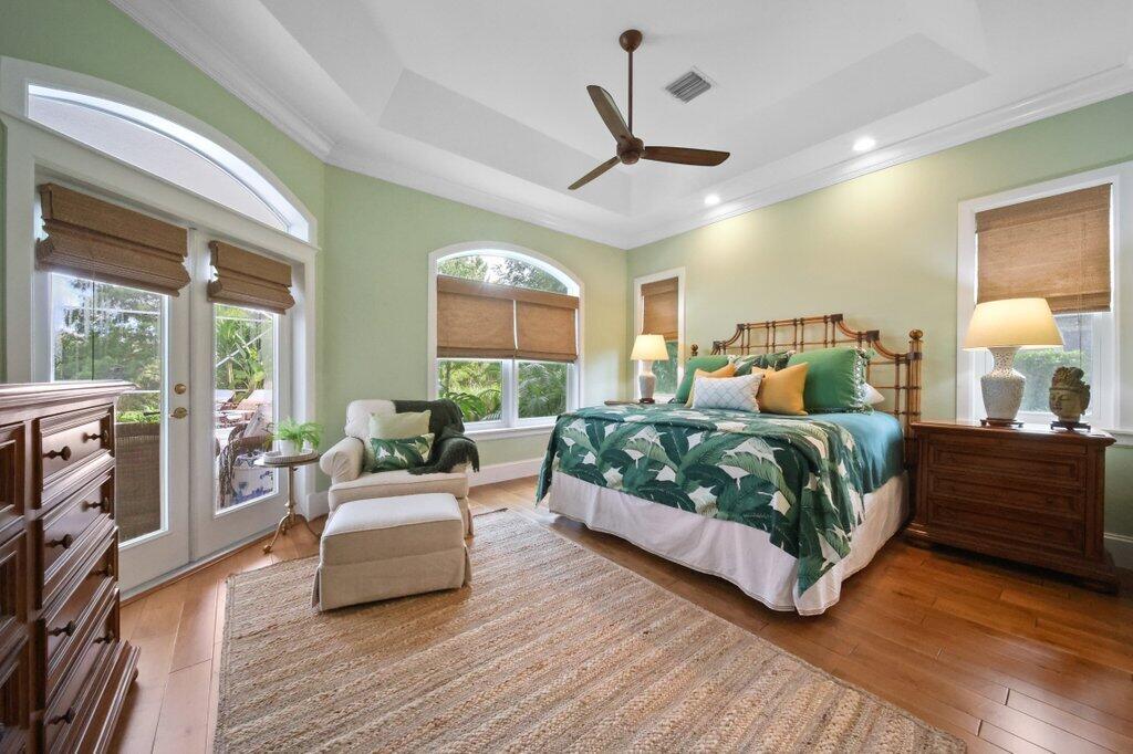 119 SW Lake Rush Court