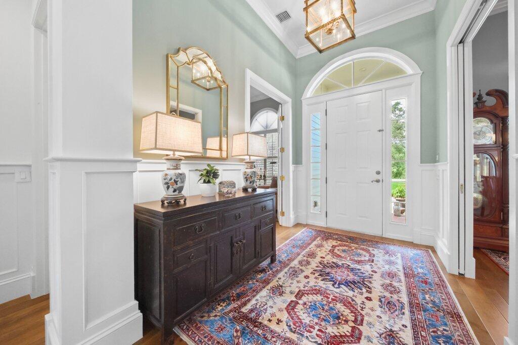 119 SW Lake Rush Court