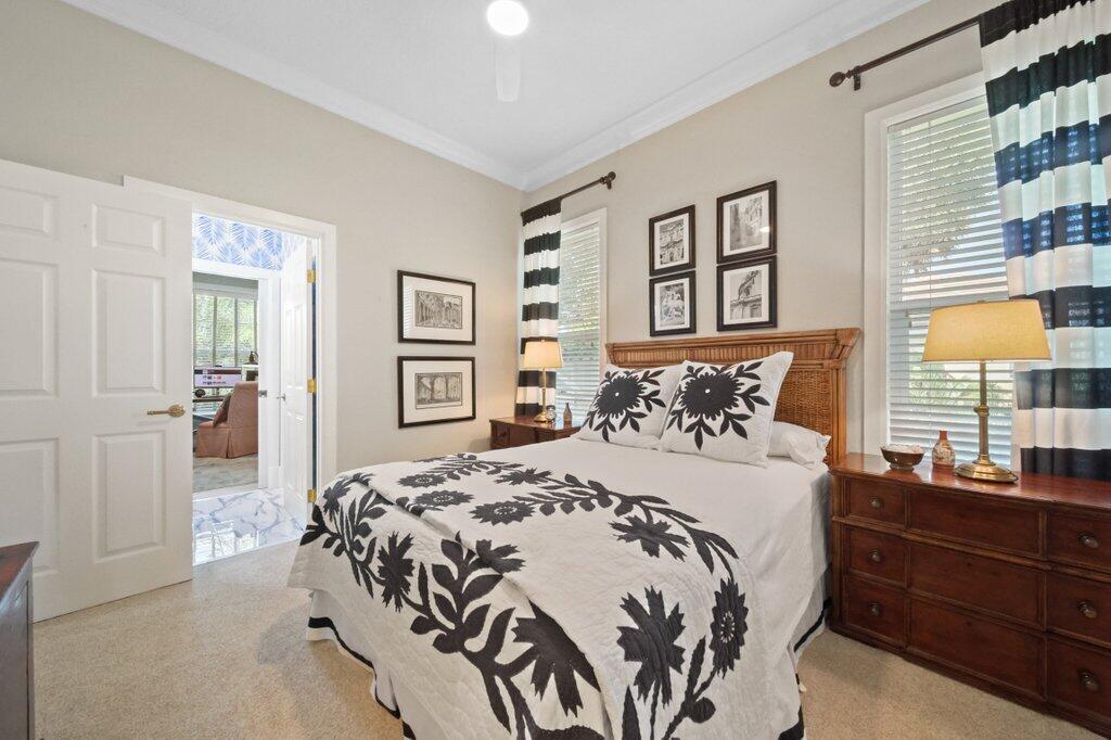 119 SW Lake Rush Court