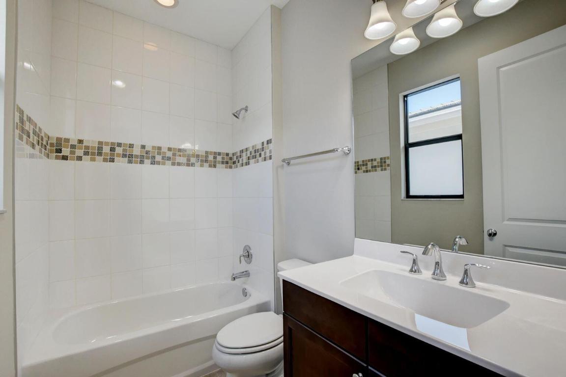 2102 Dickens Terrace