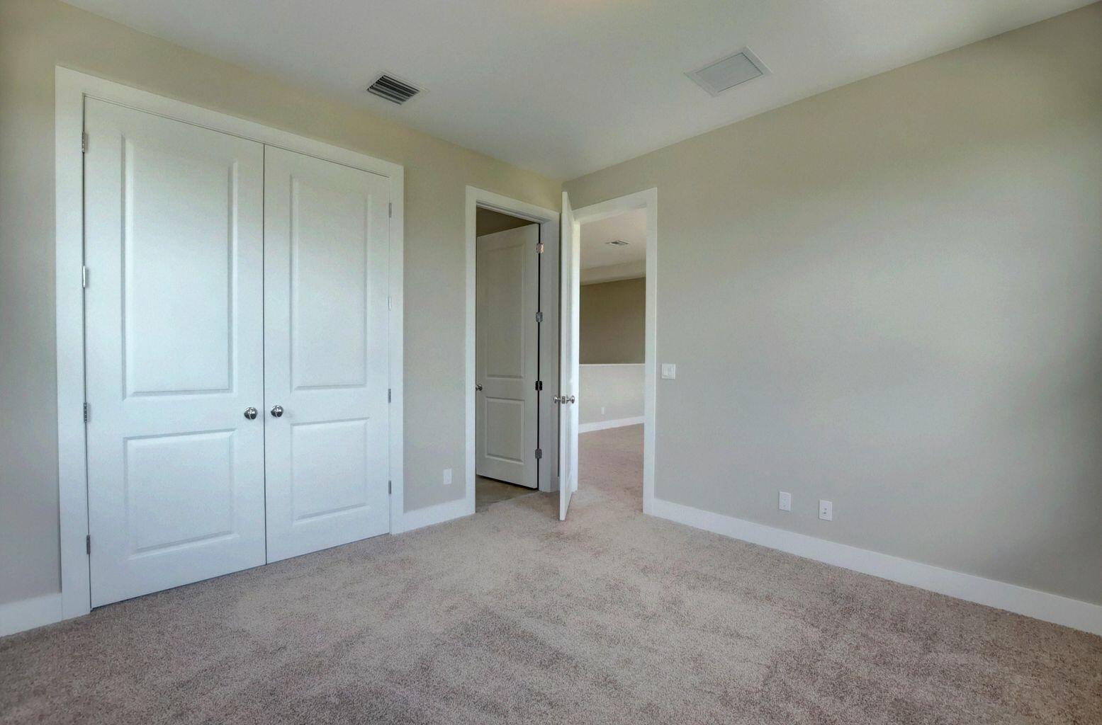 2102 Dickens Terrace