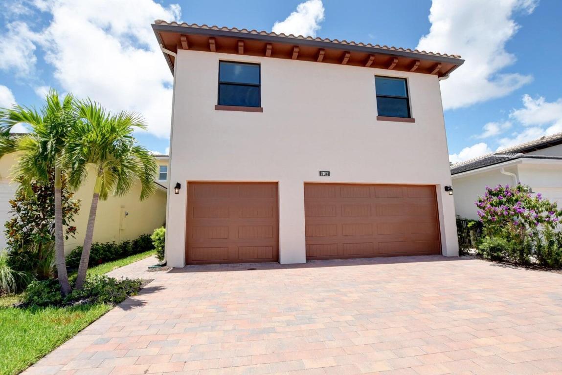 2102 Dickens Terrace