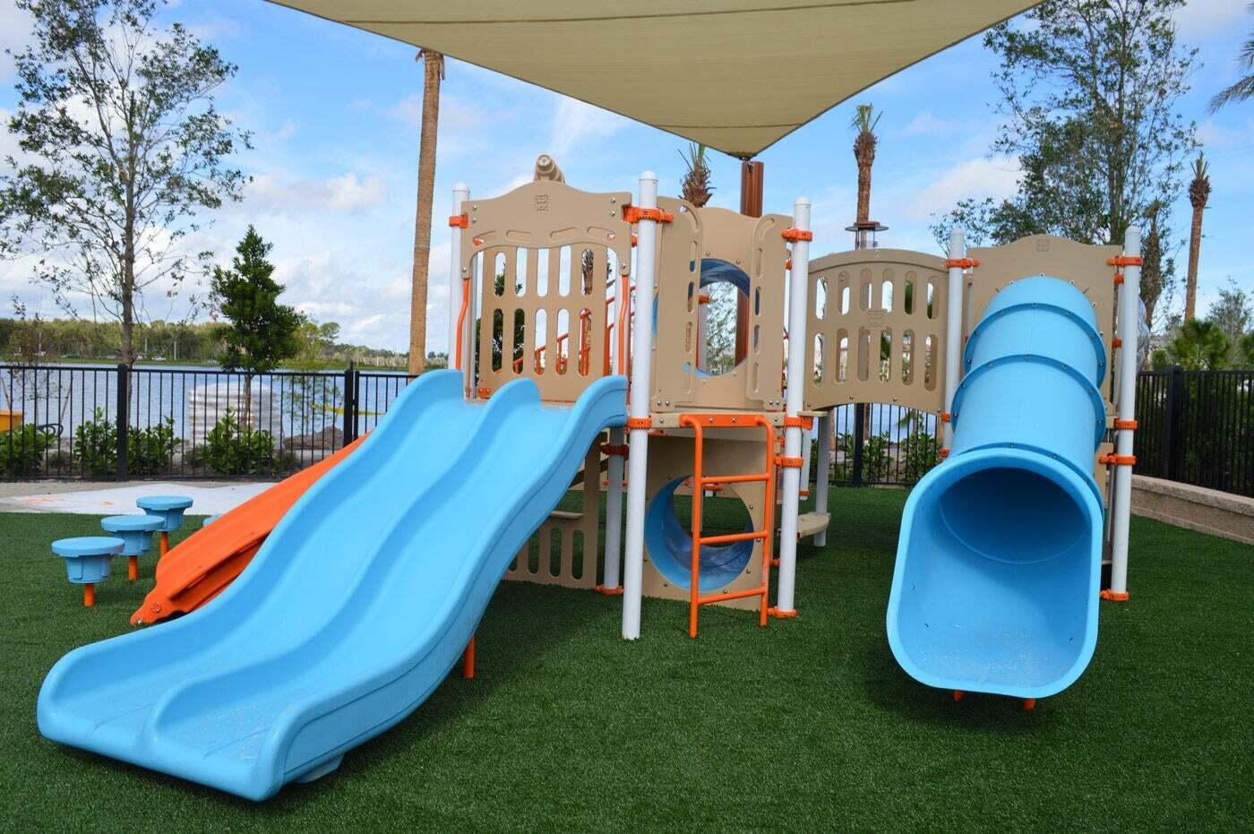 2102 Dickens Terrace