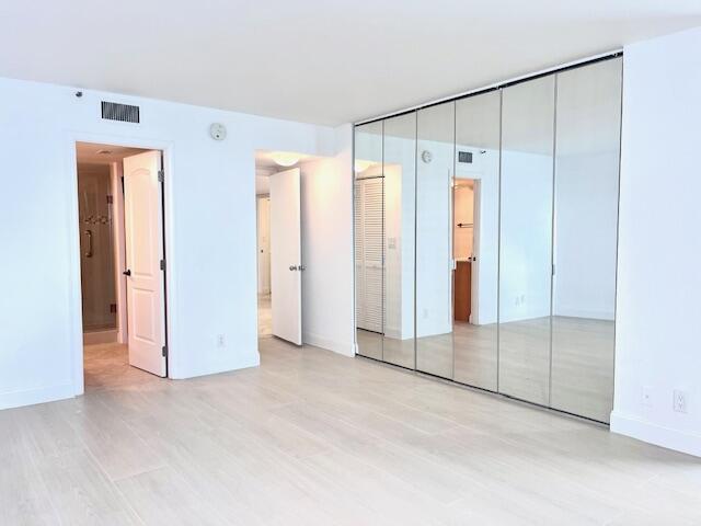 5280 N Ocean Drive 7b