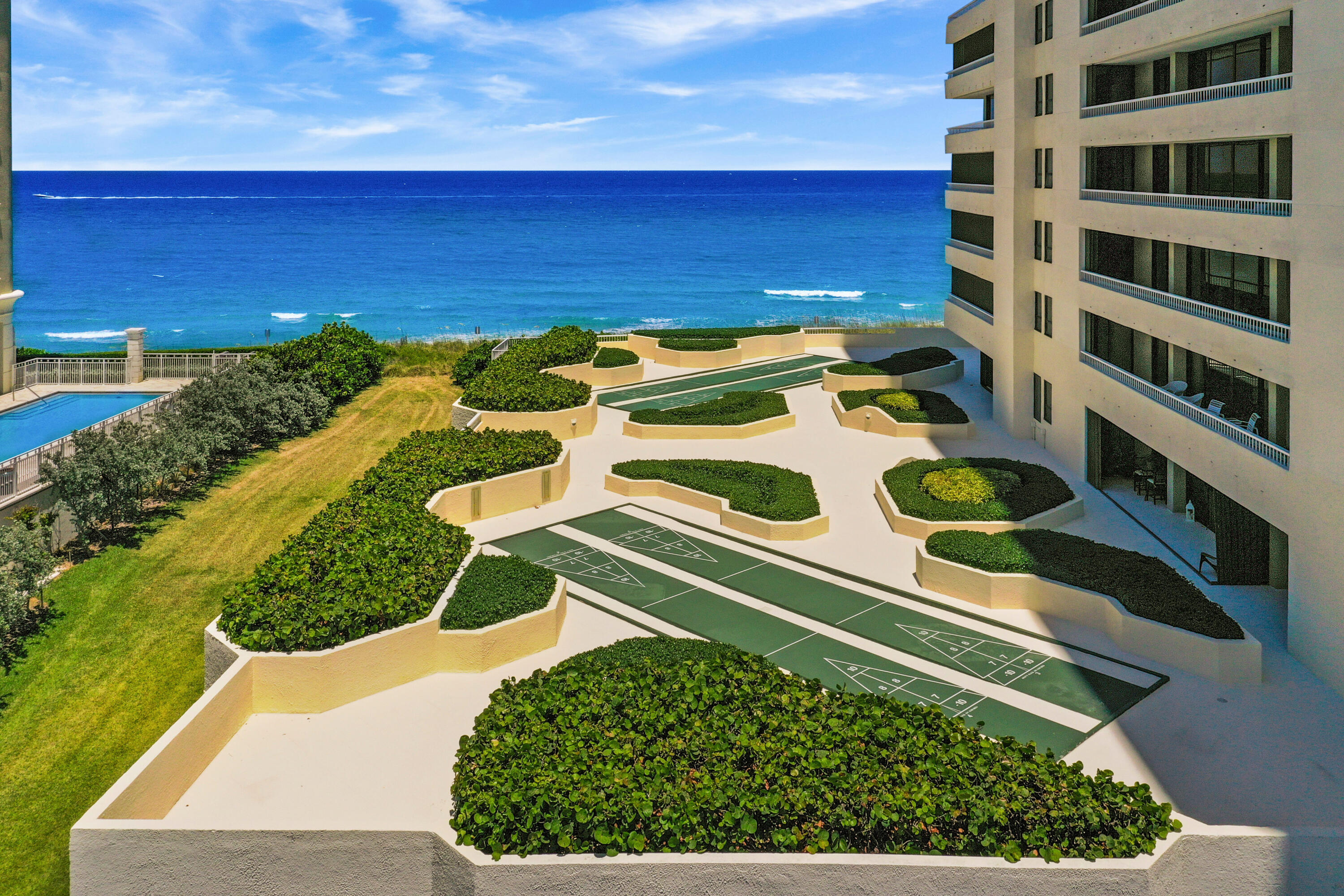 5280 N Ocean Drive 7b