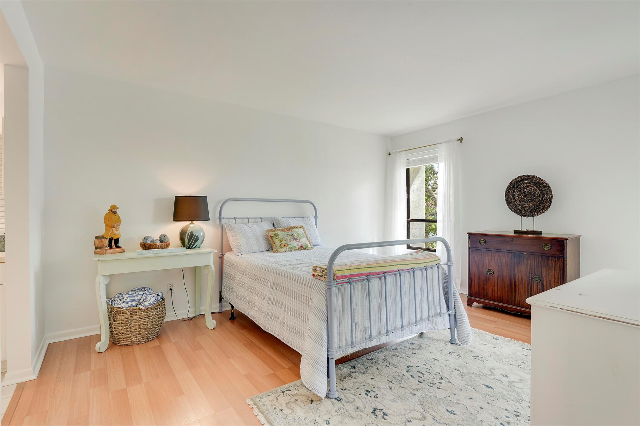 402 Wingfoot Drive B