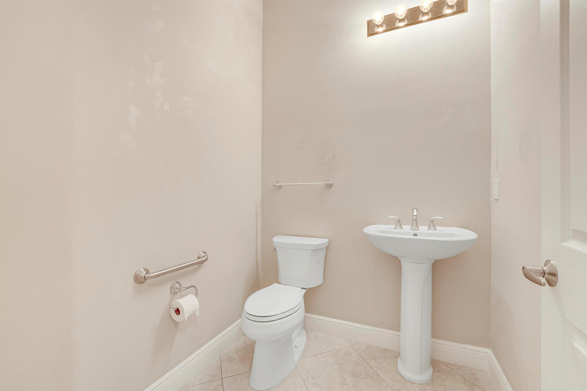 243 SE Ethan Terrace