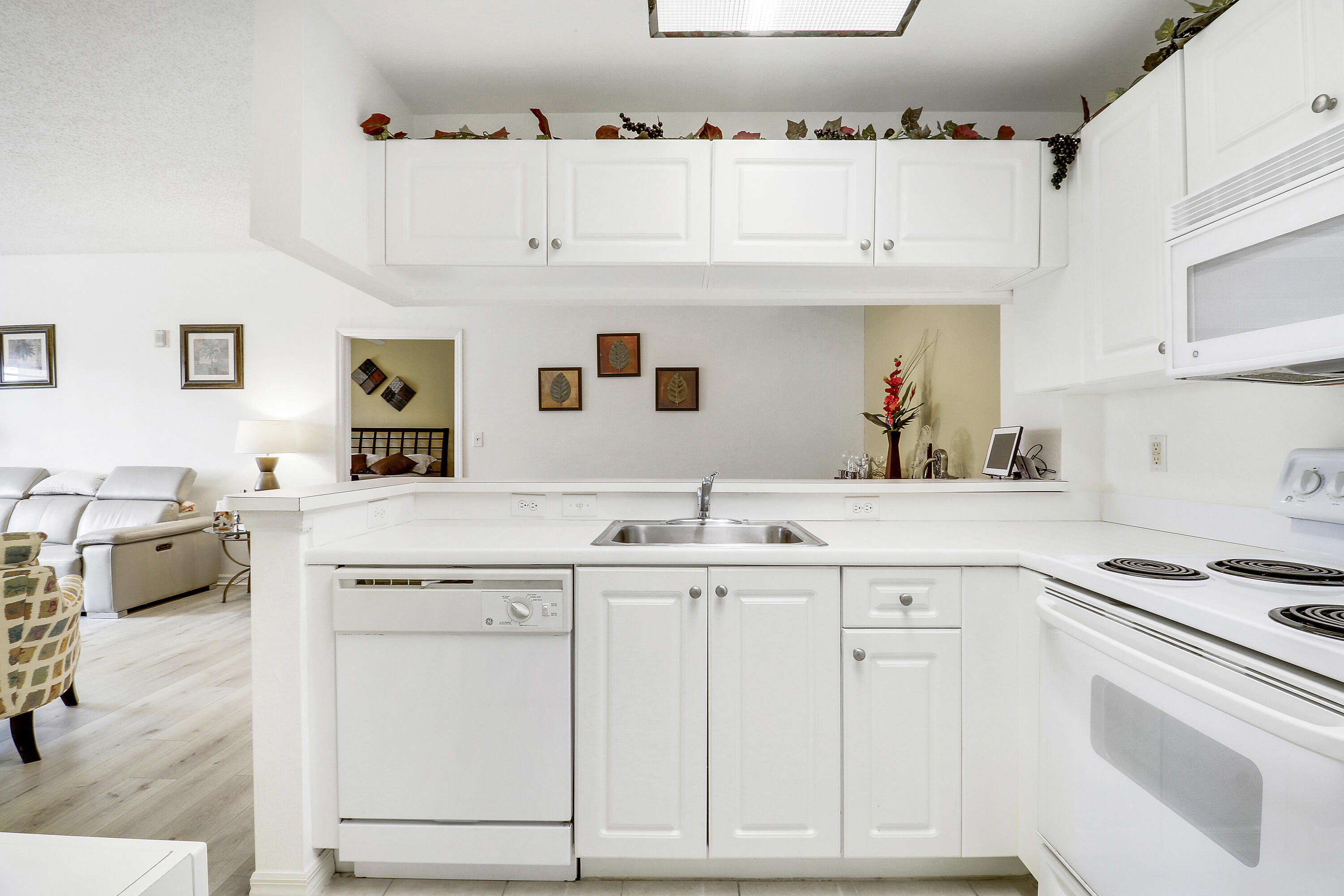 2802 Sarento Place 304