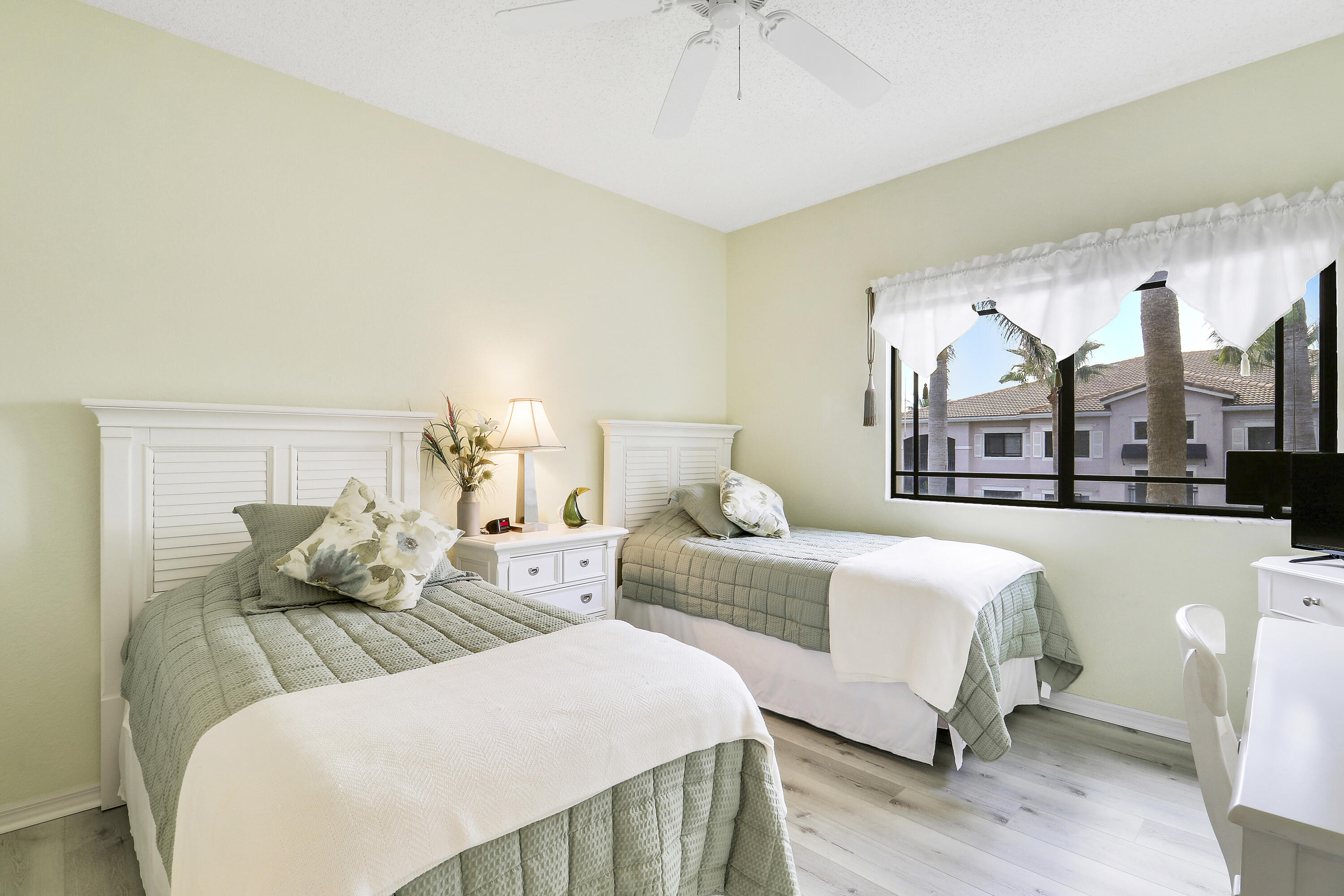 2802 Sarento Place 304