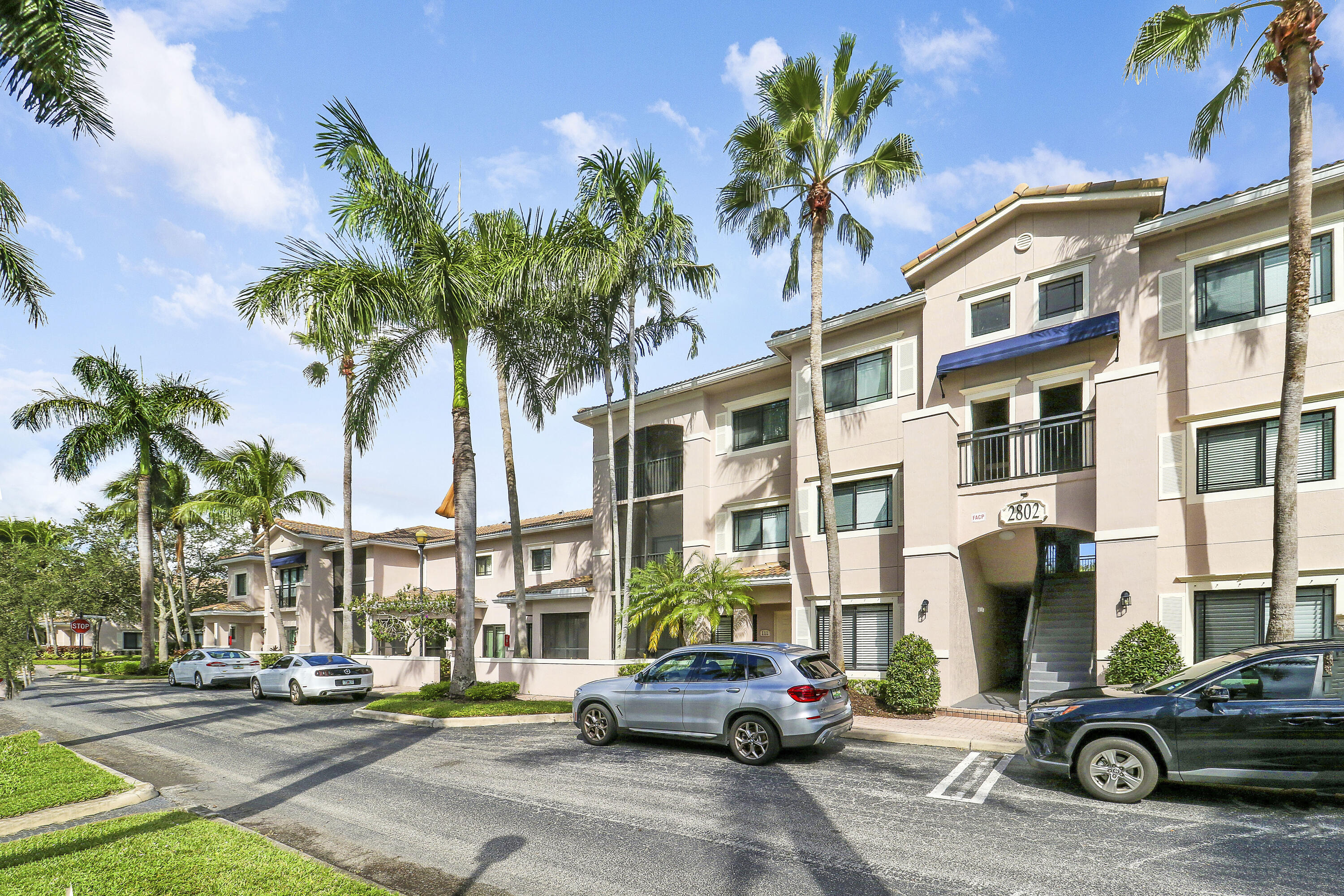 2802 Sarento Place 304