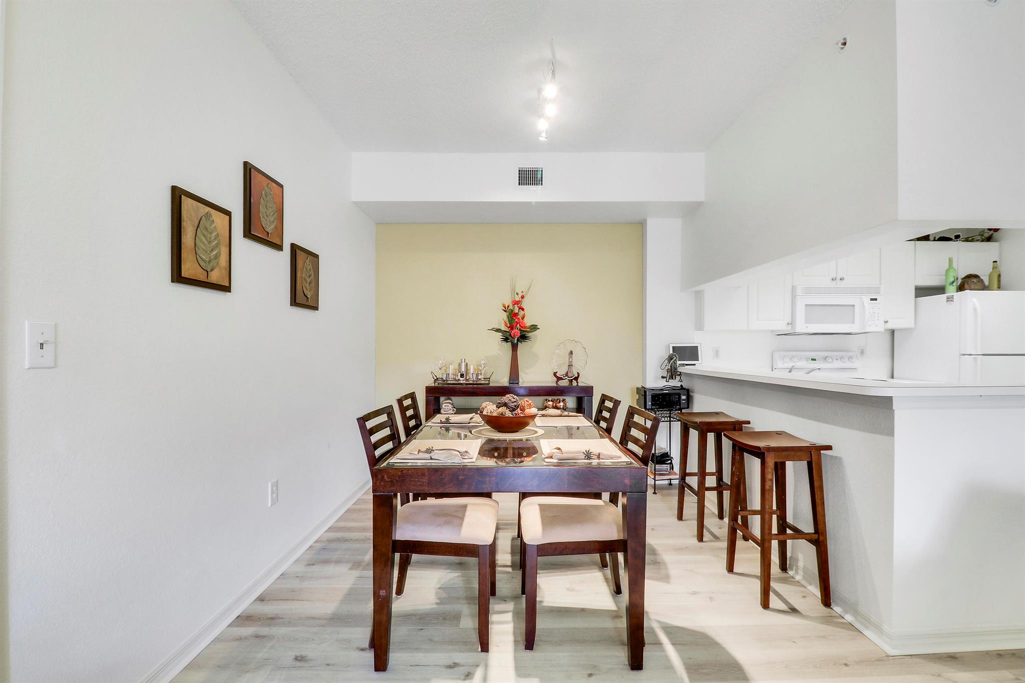 2802 Sarento Place 304