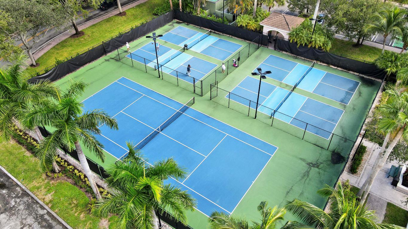 2802 Sarento Place 304