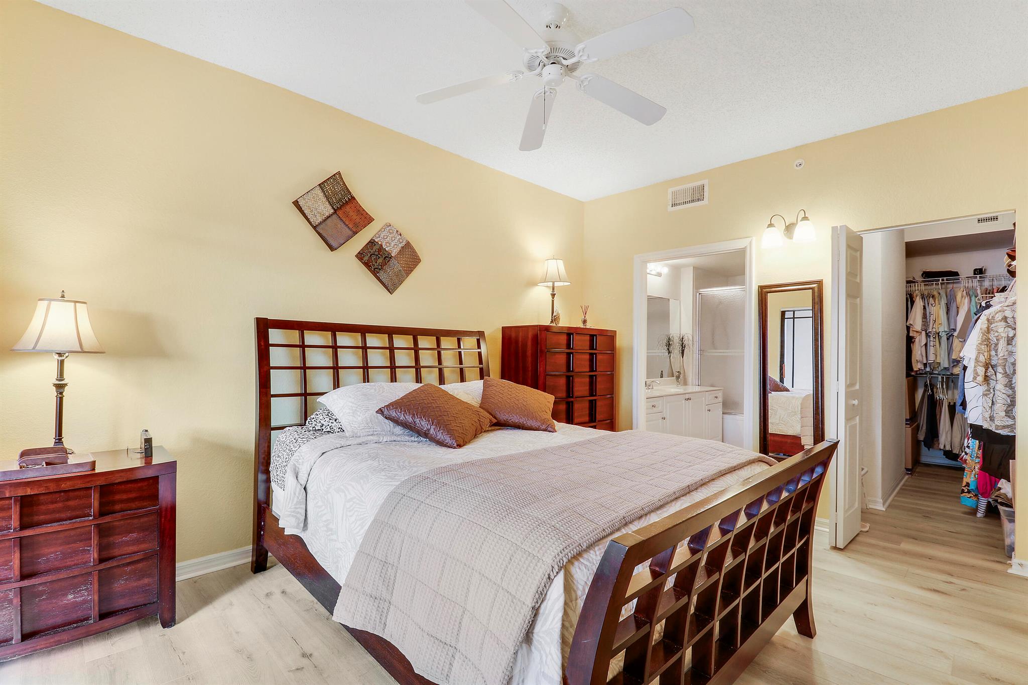 2802 Sarento Place 304