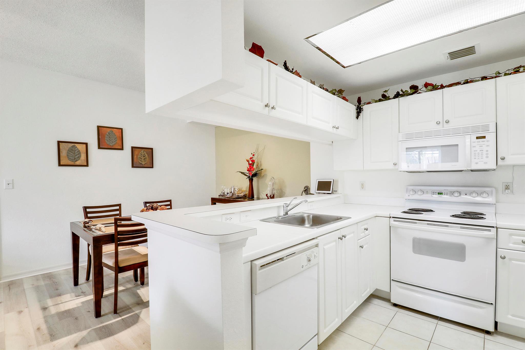 2802 Sarento Place 304
