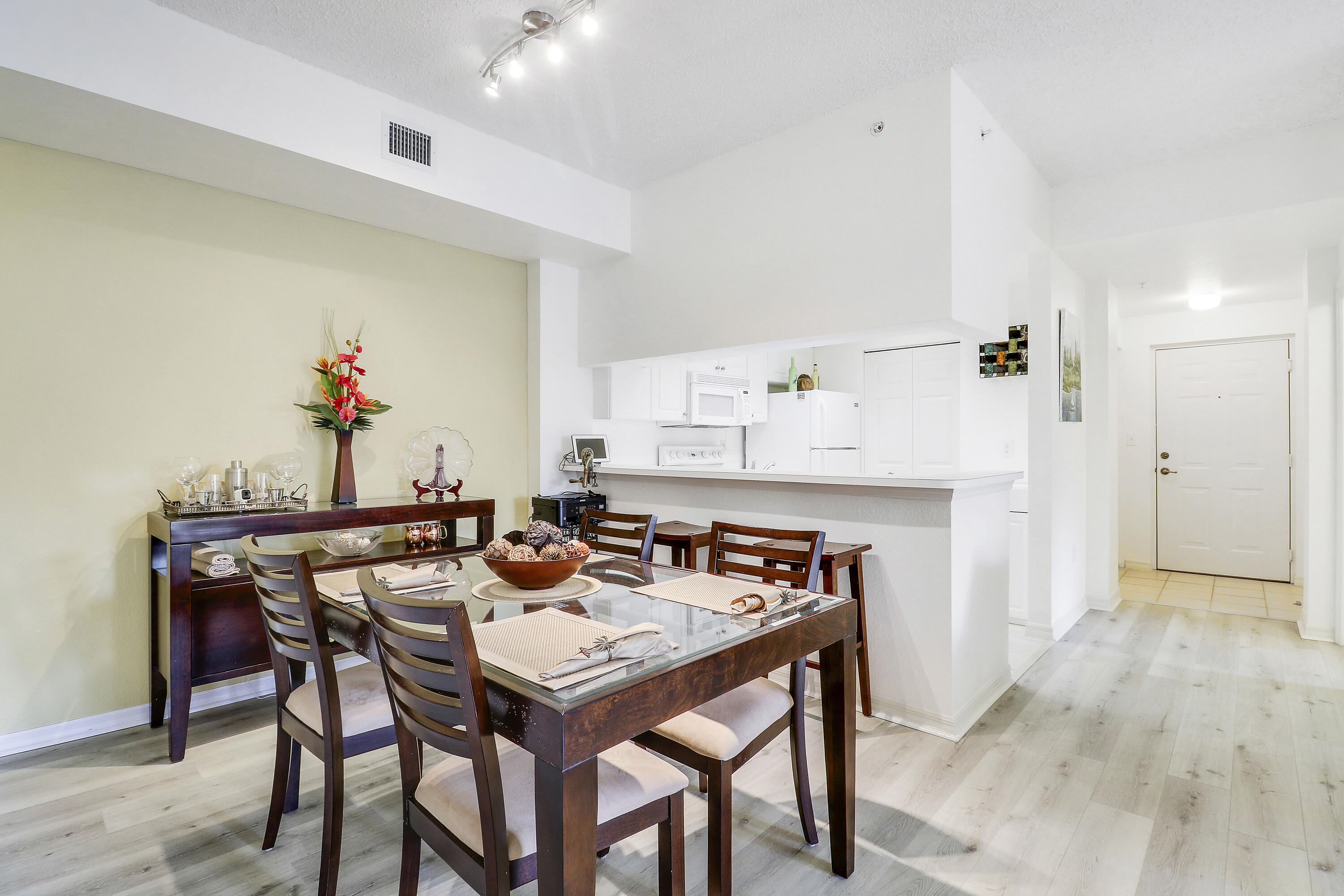 2802 Sarento Place 304