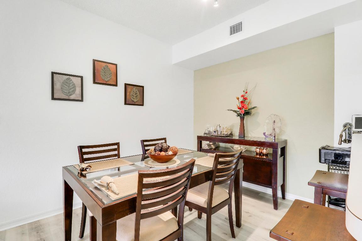 2802 Sarento Place 304