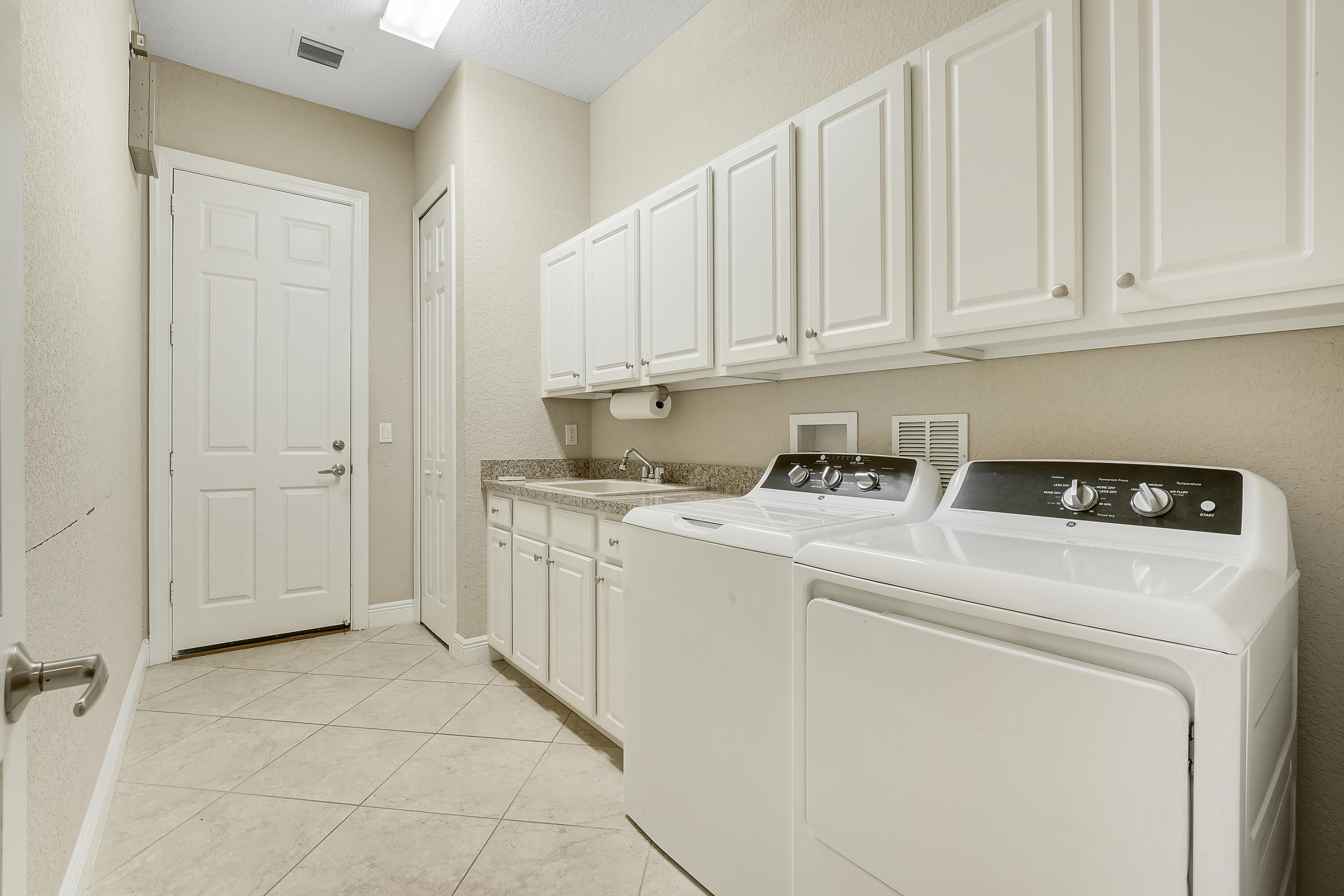 243 SE Ethan Terrace