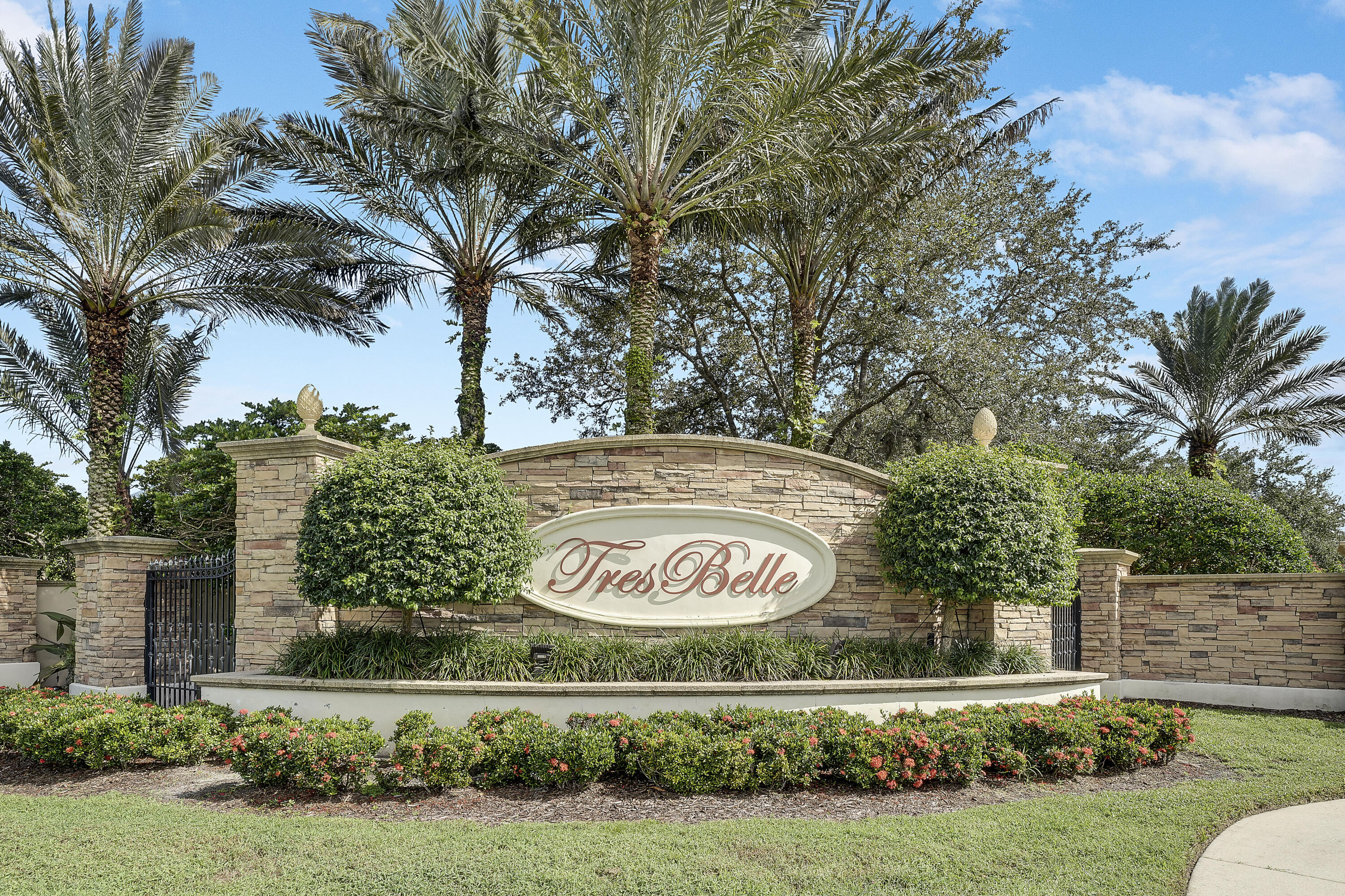 243 SE Ethan Terrace